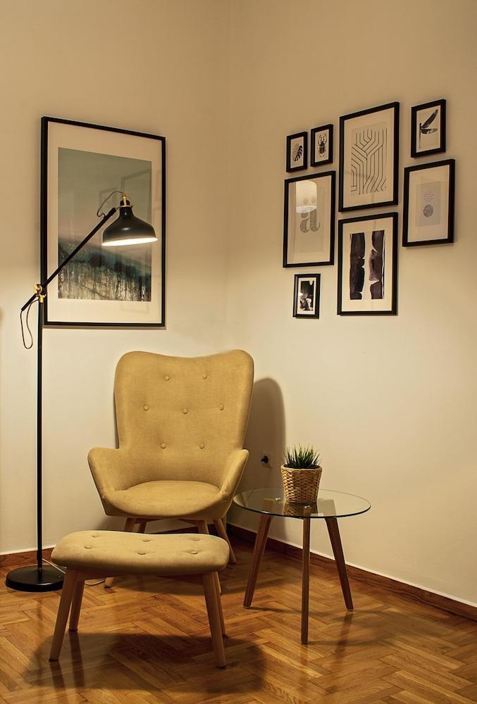 Elegant, Spacious & Minimalist Aptm W/Balcony Leilighet Athen Eksteriør bilde