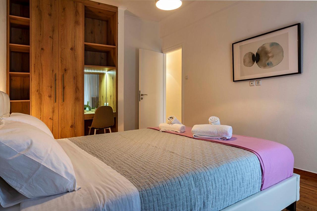 Elegant, Spacious & Minimalist Aptm W/Balcony Leilighet Athen Eksteriør bilde